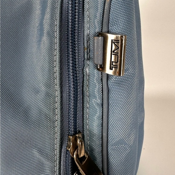 Tumi Blue Ballistic Nylon Toiletry Hanging Travel Kit (unisex) - Picture 4 of 11